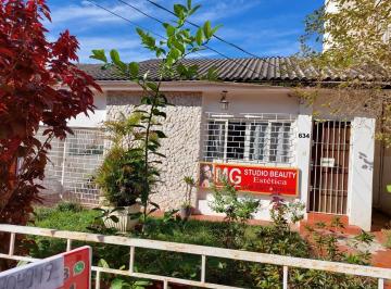 Casa · 130m² · 3 Quartos · 3 Vagas · Excelente Negócio, casa na Medianeira 3 quartos