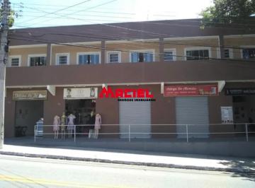 Comercial · 300m² · 3 Vagas · Esquina de Ponto comercial