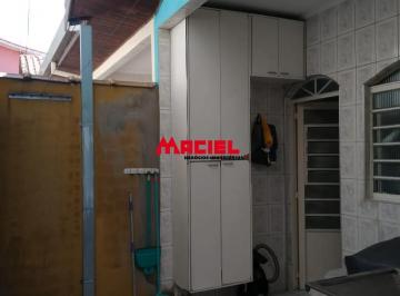 Casa · 130m² · 3 Quartos · 2 Vagas · Casa Padrão em Sao Jose dos Campos