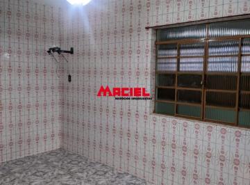 Casa · 300m² · 4 Quartos · 4 Vagas · Casa Padrão em São José dos Campos