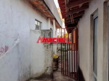 Casa · 175m² · 3 Quartos · Casa Padrão em Sao Jose dos Campos