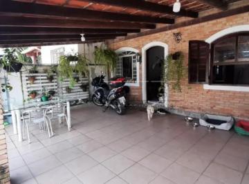 Casa · 300m² · 4 Quartos · 5 Vagas · Casa em Caraguatatuba