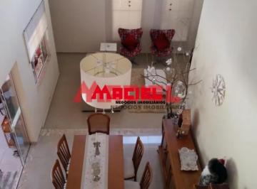 Casa · 305m² · 3 Quartos · 4 Vagas · CASA DE ESQUINA COM VISTA LIVRE, Jardim Baronesa em Taubaté