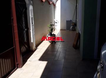 Casa · 330m² · 3 Quartos · 4 Vagas · Casa Sobrado em São José dos Campos
