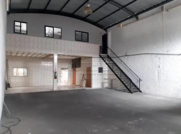 Comercial · 185m² · 3 Vagas · Oportunidade  Galpão Industrial próximo avenida principal Putim