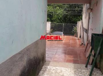 Casa · 70m² · 5 Quartos · 3 Vagas · 300m² de terreno Bosque dos Eucaliptos