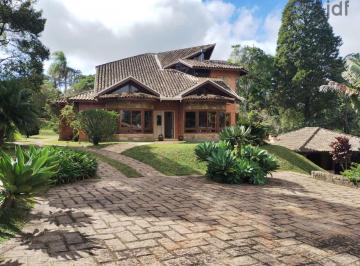 Rural · 5500m² · 4 Quartos · 2 Vagas · Chácara com fundos para a represa! Linda propriedade!