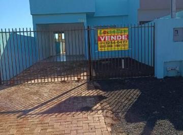 Casa · 68m² · 2 Quartos · 2 Vagas · CASA COM 2 QUARTOS NO BOA VISTA .