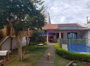 Casa · 180m² · 4 Quartos · 2 Vagas · Excelente casa no Jardim Terras de São João
