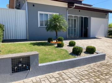 Casa · 300m² · 4 Quartos · 3 Vagas · OPORTUNIDADE - CASA EM BOMBINHAS - CONDOMÍNIO FECHADO