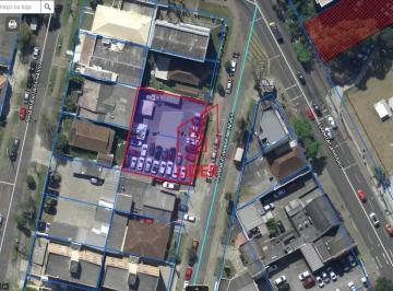 Terreno · 660m² · Terreno comercial ZR4 no coração do Ahu