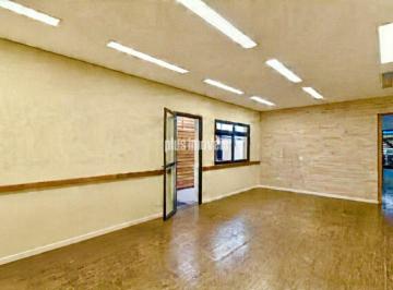 Casa · 228m² · 1 Quarto · 1 Vaga · CASA TÉRREA NA VILA GUARANI EM ÓTIMA LOCALIZAÇÃO