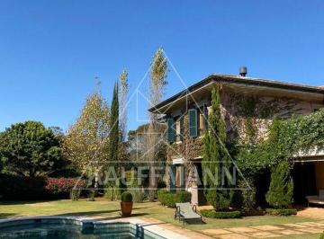 Casa · 675m² · 4 Quartos · 10 Vagas · CASA FAZENDA BOA VISTA