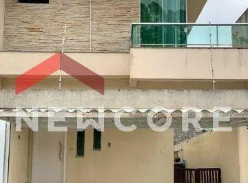 Casa · 120m² · 3 Quartos · 4 Vagas · Casa em Rua 102 A - Centro - Itapema/SC