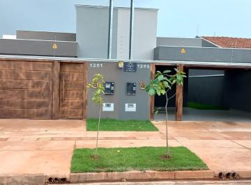 Casa de 3 quartos, Campo Grande · VENDO CASA COM 3 QUARTOS SENDO 3 SUÍTES, 110m² - MONTE CASTELO