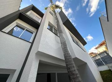Casa de 3 quartos, São Paulo · Sobrado com quintal nos fundos, 3 quartos e 2 vagas no bairro VILA GUILHERME!!