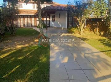 Casa · 110m² · 4 Quartos · 2 Vagas · Casa à venda no bairro Centro - Garopaba/SC
