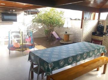 2023/06/d5f3ec32fbc804db248d83a0d6a4125c.jpg · CASA - COLINA DE LARANJEIRAS