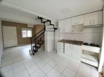 Casa · 98m² · 3 Quartos · 1 Vaga · Casa em condomínio com 3 dormitórios, sendo 1 suíte, e 1 vaga de garagem no bairro Ipanema 