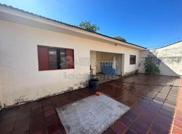 Comercial · 242m² · 3 Quartos · Casa Comercial em Excelente local na Rua Pedro Amaral