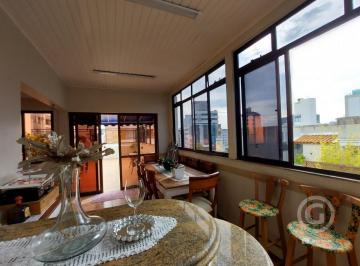 Apartamento · 216m² · 4 Quartos · 2 Vagas · Apartamento à venda - no Centro