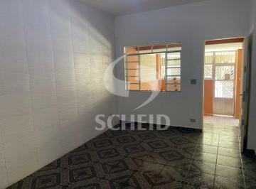 Casa · 178m² · 2 Quartos · 2 Vagas · Casa térrea com dois dormitórios grandes, sala dois ambientes. 2 vagas de garagem