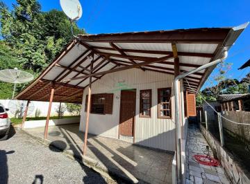 Casa · 4 Quartos · 3 Vagas · Próximo a Lagoa