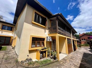Casa · 126m² · 3 Quartos · 2 Vagas · Sobrado à venda no bairro Madureira - Caxias do Sul/RS