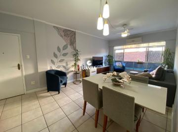 Apartamento · 139m² · 3 Quartos · 1 Vaga · Apartamento à venda no Ponta da Praia em Santos.