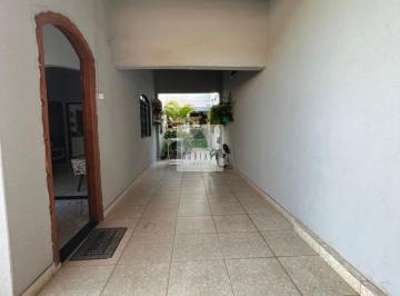 Casa · Casa Melhor Localização Setor Central Terreno 480 m²  3 Casas sendo1º 3 Quartos outra 2  Quartos Ent