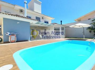 Casa · 4 Quartos · 2 Vagas · Casa com Piscina em Daniela - temporada - Florianópolis – SC
