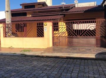 Casa · 336m² · 3 Quartos · 2 Vagas · Casa a venda em Balneário Camboriú - Bairro Nova Esperança