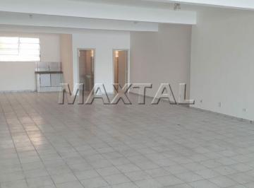 Comercial · 210m² · Salão comercial na Rua Voluntários da Pátria 210m², Laje 2, 2 banheiros, junto ao Metrô Santana .