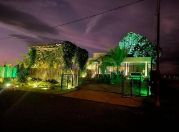 3690b99456bf7fc039861a79cc8eb6f1304de55f · Rancho com 4 dormitórios à venda, 330 m² por R$ 1.980.000,00 - Condomínio Baia de Santa Monica - Fro