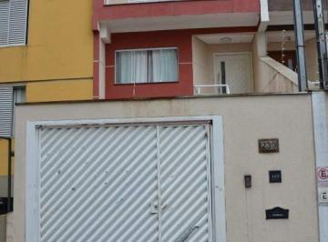 Casa · 288m² · 4 Quartos · 6 Vagas · Sobrado com 288m² localizado no Bairro Baeta Neves em São Bernardo do Campo/SP.