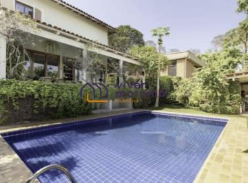 Casa · 417m² · 5 Quartos · 4 Vagas · Linda Residência em Rua Fechada no Jardim Leonor - Morumbi