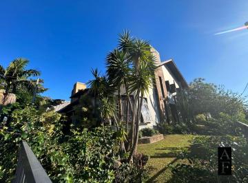 Casa · 202m² · 3 Quartos · 1 Vaga · Casa em Garopaba