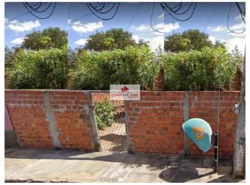 843e025877a4dcb69b1e30d5d589b890.jpg ·  Casa com quarto, sala, cozinha, terreno de (8X20), no conjunto Nova Teresina