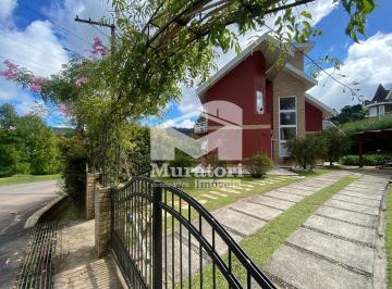 Casa · 230m² · 3 Quartos · 1 Vaga · Casa em Condomínio