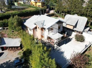 Casa · 295m² · 4 Quartos · 4 Vagas · Casa mobiliada à venda!