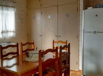 Casa · 320m² · 5 Quartos · 4 Vagas · Casa em Anhangabaú - Jundiaí, SP