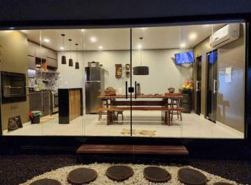 Casa · 225m² · 3 Quartos · 2 Vagas · Vende Excelente casa com 3qtos s/ 1 ste em Condominio Fechado no Bairro Taruma -