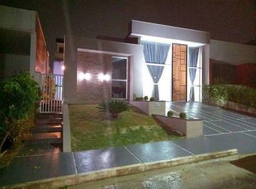 Casa · 275m² · 3 Quartos · 2 Vagas · Casa com 3 dormitórios à venda, 275 m² por RS 910.000 - Ponta Negra - Manaus-AM