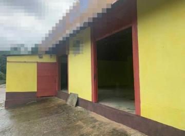 Comercial · 250m² · 1 Vaga · PONTO COMERCIAL NA BR 174