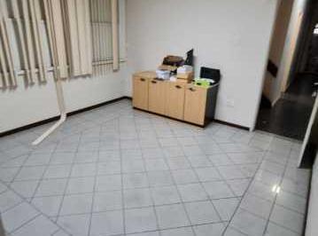 Comercial · 500m² · 4 Vagas · Aluga-se ou Vende-se Prédio Comercial