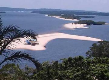 Terreno · 12600m² · VENDE SE TERRENO IRANDUBA Á 900M DA PRAIA AÇUTUBA