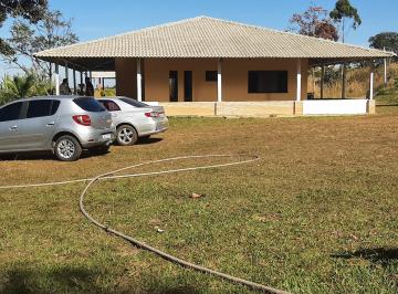 Rural de 3 quartos, Gama · Linda chácara em condomínio fechado na BR 060