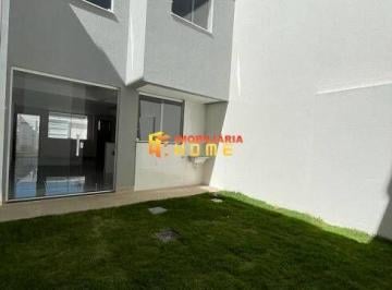 Casa · 120m² · 3 Quartos · 2 Vagas · Casa com 3 Quartos e 3 banheiros à Venda no Bairro Itapoã