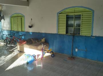 Casa de 2 quartos, Planaltina · Casa no Setor Sul com lote de 340m2 - Próximo a Escola Stella