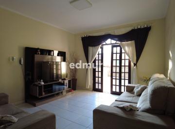 36333_i65g2N070vzZmAR2Ga4R3_36333646f4f6a98daf.jpg · Casa à venda - no Parque Gerassi